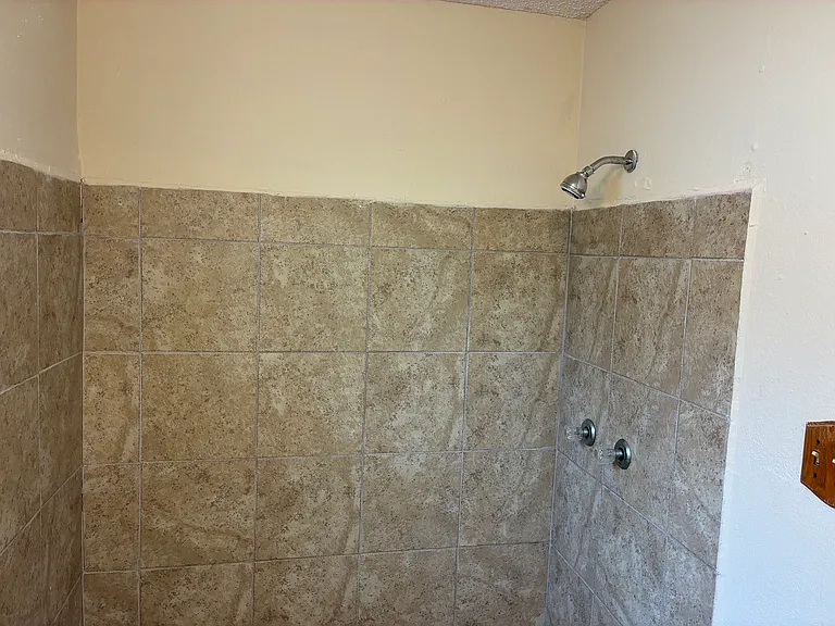 1219 Truman Ln — Photo 30
