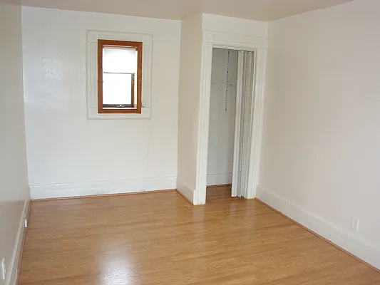 Rented by Carroll Gardens Realty | media 9