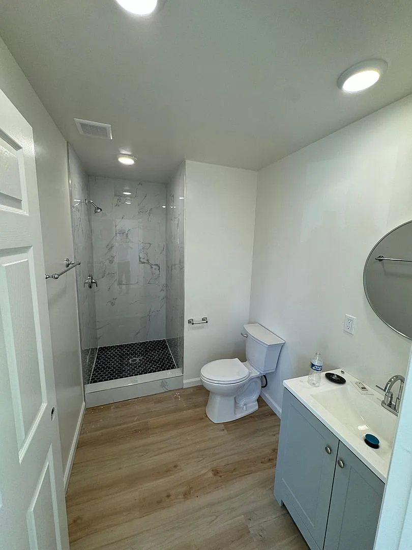 6709 Del Playa — Photo 3