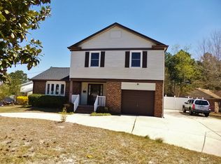 5332 Sandstone Dr, Fayetteville, NC 28311