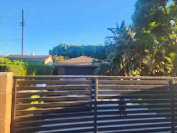 4th image of 13000 Lull St