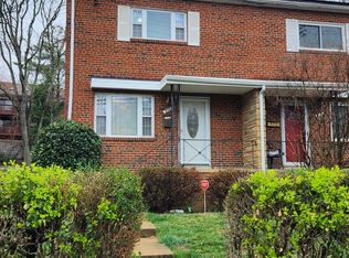 212 W Taylor Run Pkwy, Alexandria, VA 22314