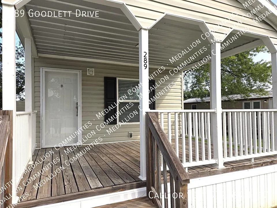289 Goodlett Dr