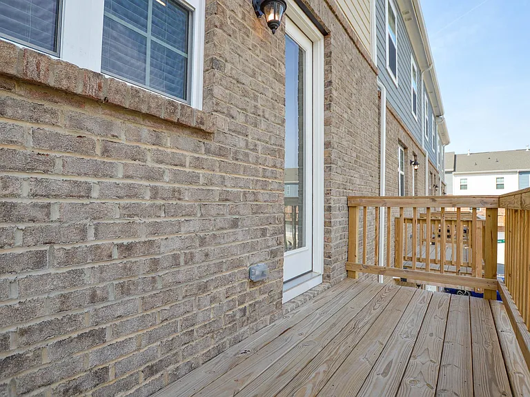 11055 Lawyers Rd #35 — Photo 32