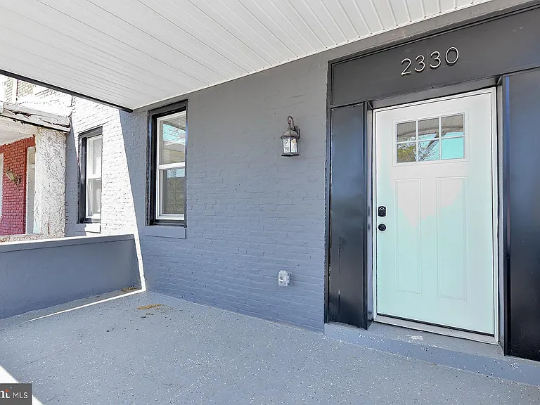 2330 Bryant Ave #4 — Photo 23
