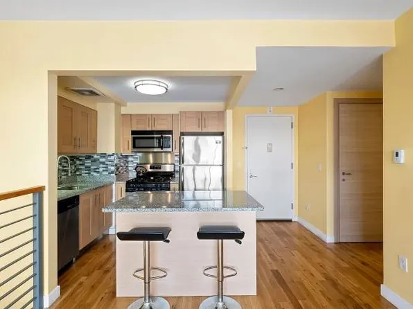 29 West 138th Street 1E image 1 of 8