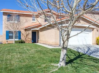 2101 Slayton St, Palmdale, CA 93551
