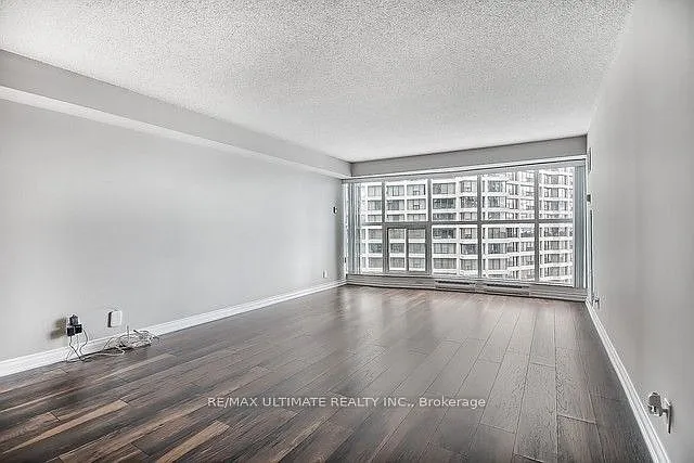 77 Harbour Sq #1606 — Photo 6