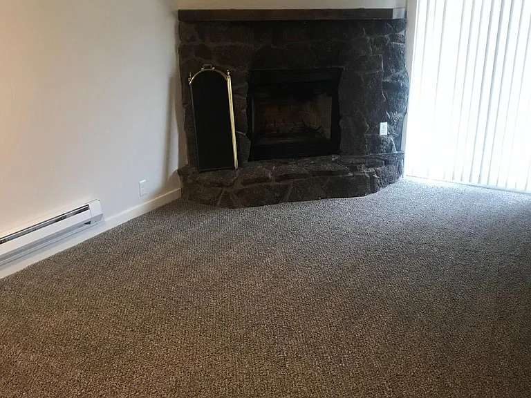 2319 W Compass Dr — Photo 8