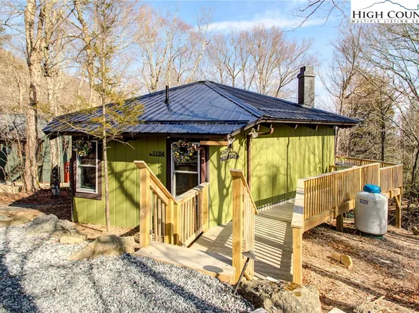 1104 Beech Mountain Pkwy, Beech Mountain, NC 28604