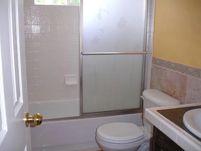 2106 Laramie Ct — Photo 9