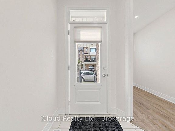 4th image of 563 Bellflower Ct