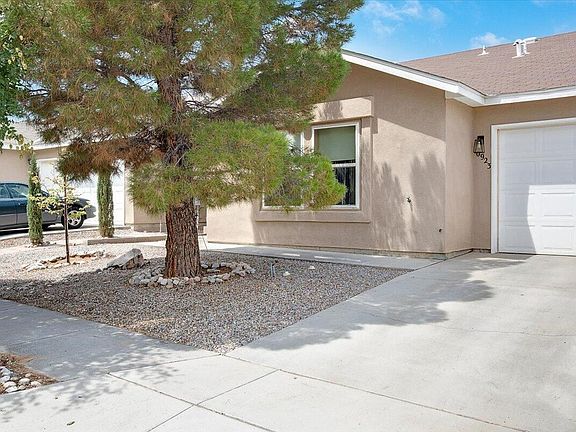 2nd image of 10923 Bandelier Dr NW