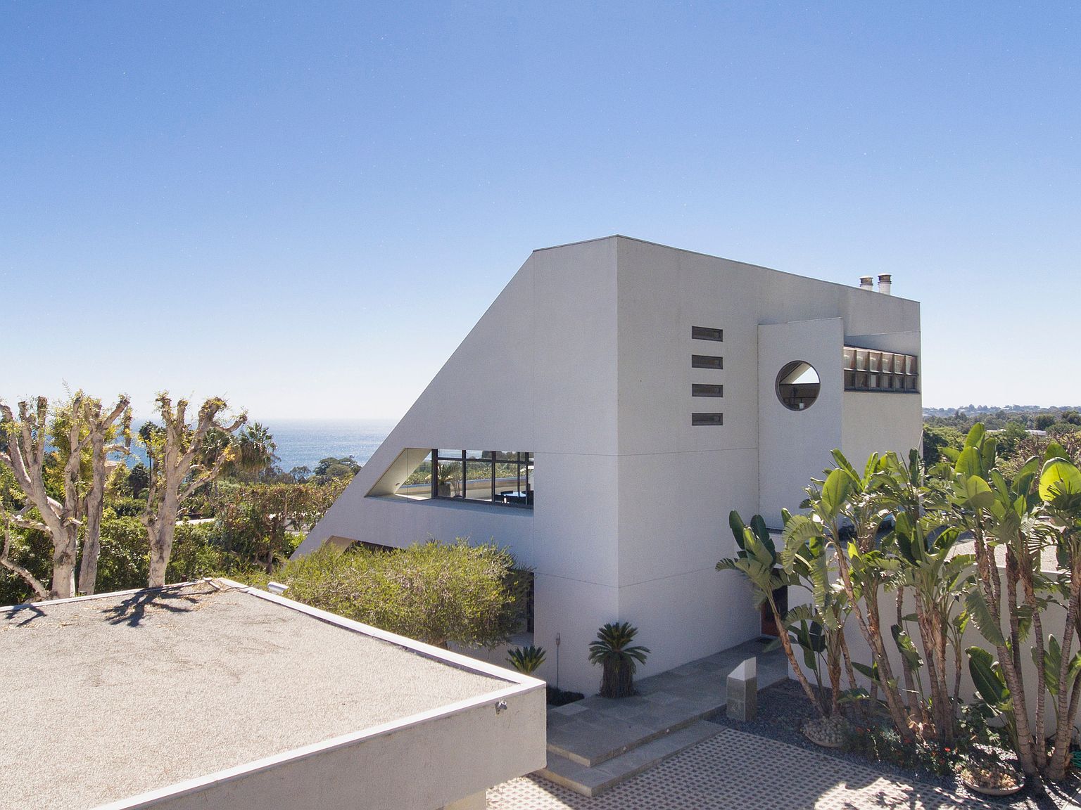 ＴＯ ＫＯ f8092342d8d93aee68c45b4ea0ceba