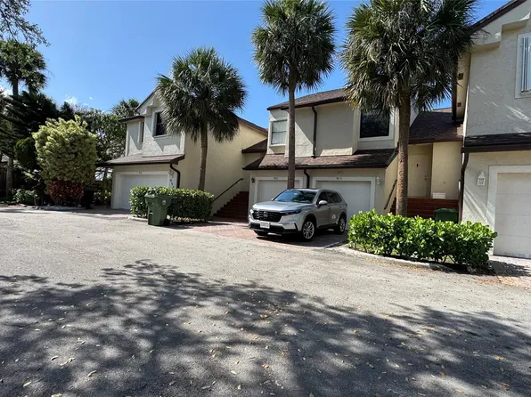 9571 SW 1st Court, Pembroke Pines, FL 33025