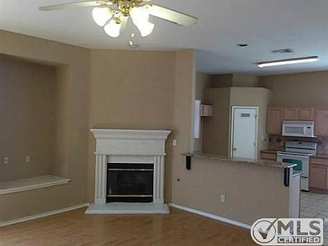 4th image of 509 Lonestar Park Ln