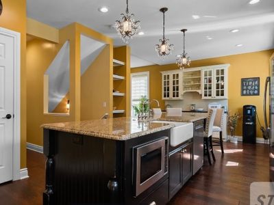 1861 Riverwood Dr, Ann Arbor, MI, 48103