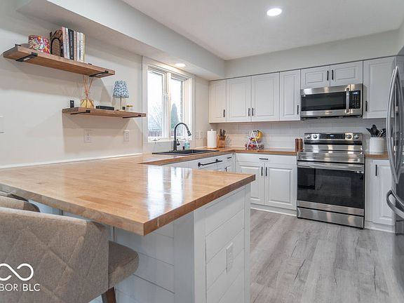 4th image of 5294 Ridge Hill Way