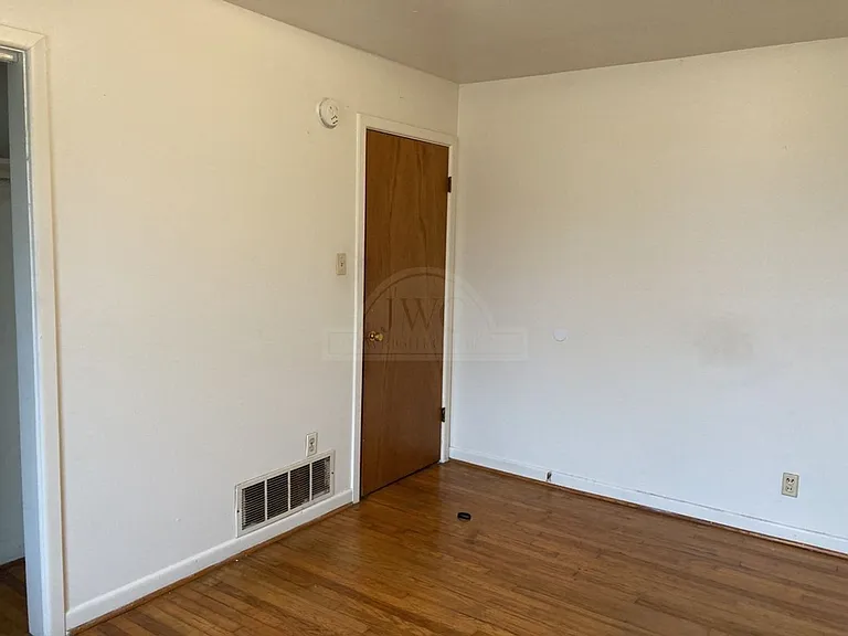 310 Prather Dr — Photo 17