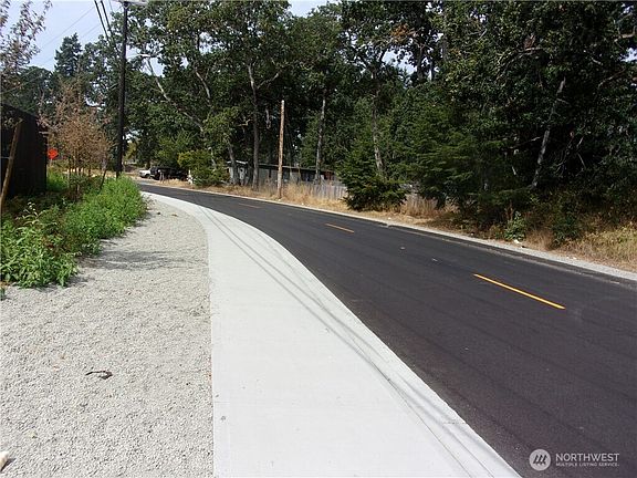 4th image of 7727 146th Street SW
