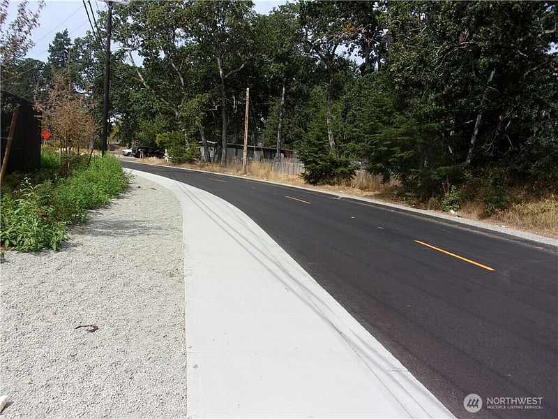 4th image of 7727 146th Street SW