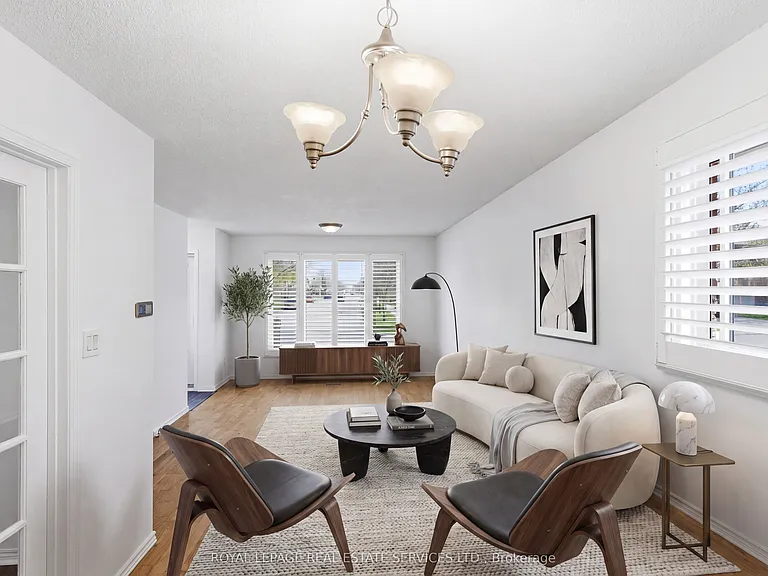 341 Rexford Dr — Photo 6