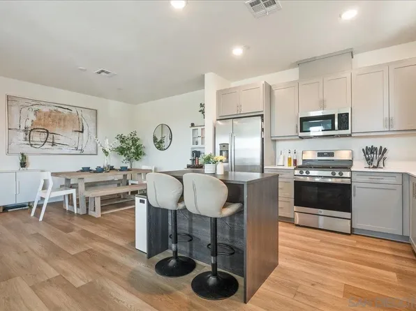 5464 Shorefront Dr Unit 143, San Diego, CA 92154