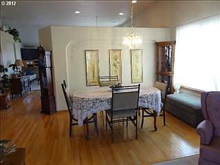 3rd image of 1147 Fairway Dr