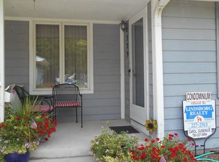 329 S Main St, Lindsborg, KS 67456