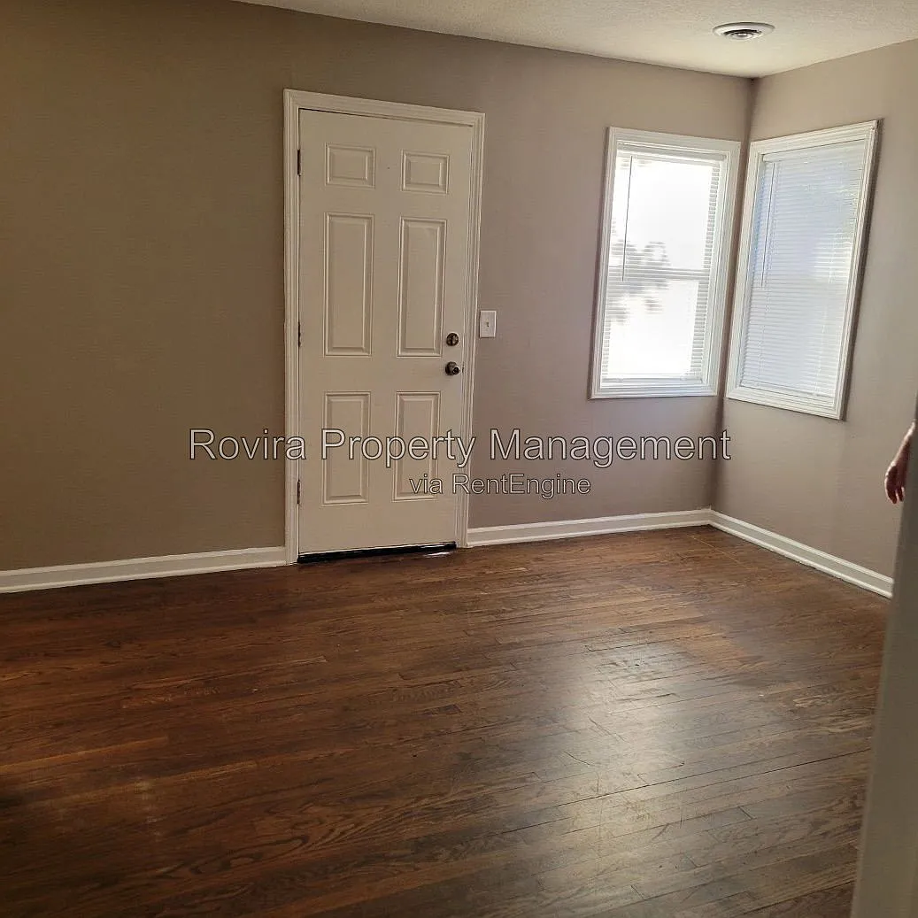 1 bed, 1.0 bath, $1,200 — Photo 4
