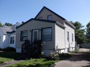 4131 W 210th St, Fairview Park, OH