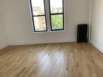 Rented by Tapiro Realty