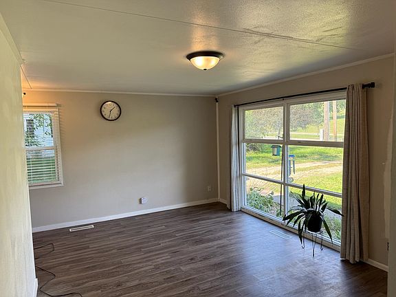 4th image of 1217 Northport Dr