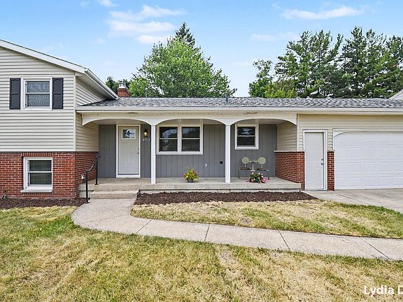 2nd image of 4151 Kentridge Dr SE