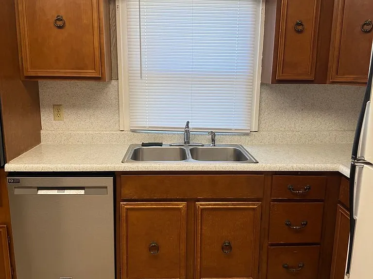 4248 Vine St — Photo 12