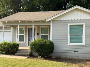 5820 Locke Ave, Fort Worth, TX 76107