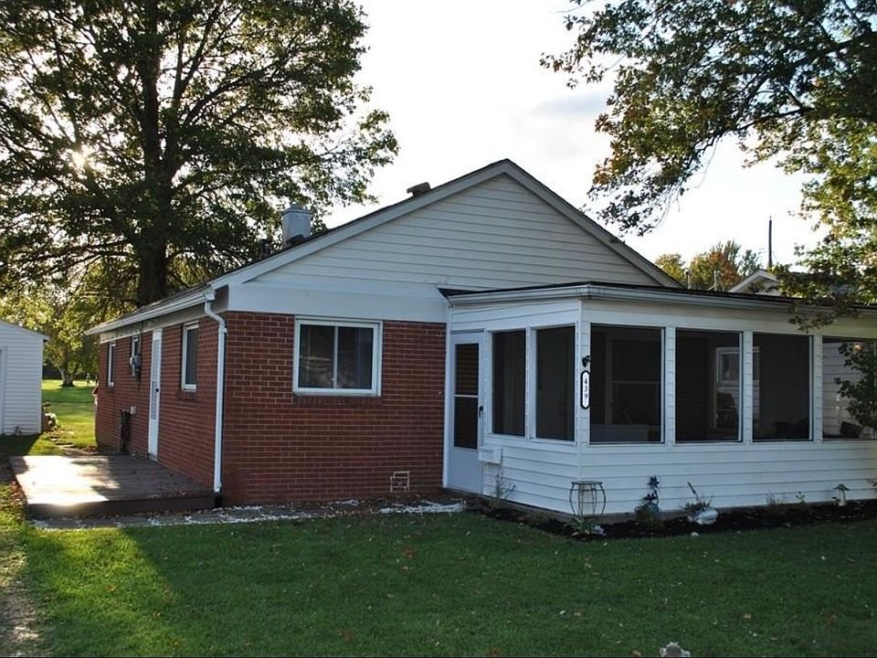 1st image of 439 Rosewood Ct