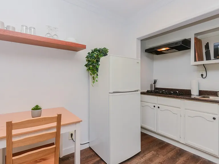2042 S Corning St #C1 — Photo 18