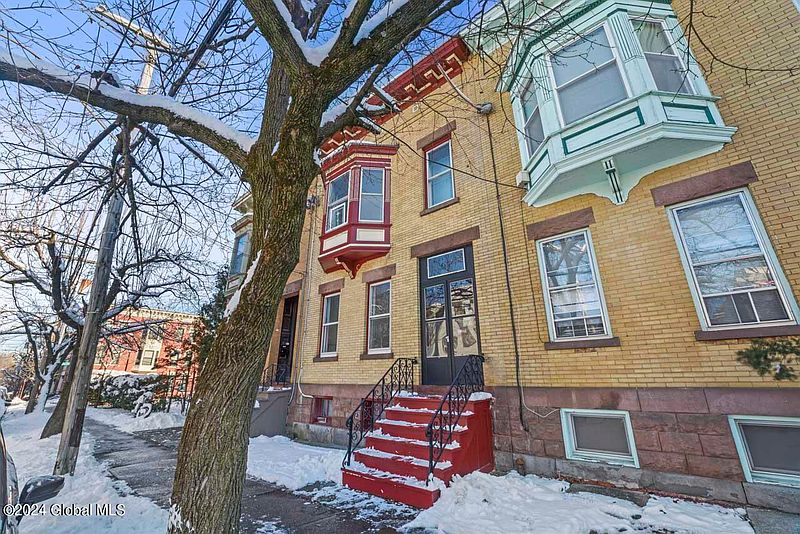 3rd image of 102 Dove Street