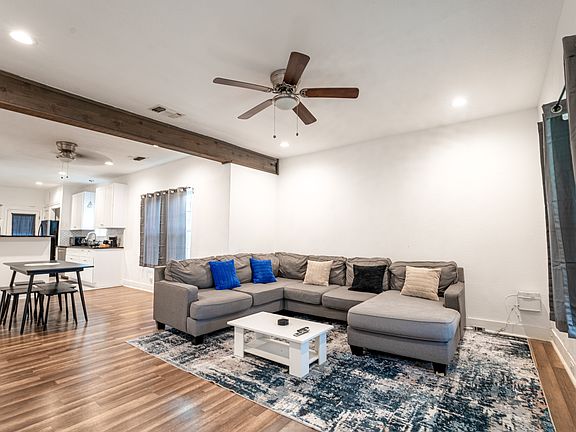 5th image of 2050 Cincinnati Ave