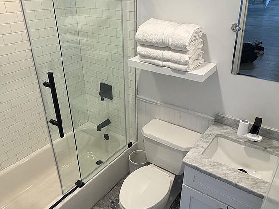 3rd image of 123 Mamaroneck Ave APT 410