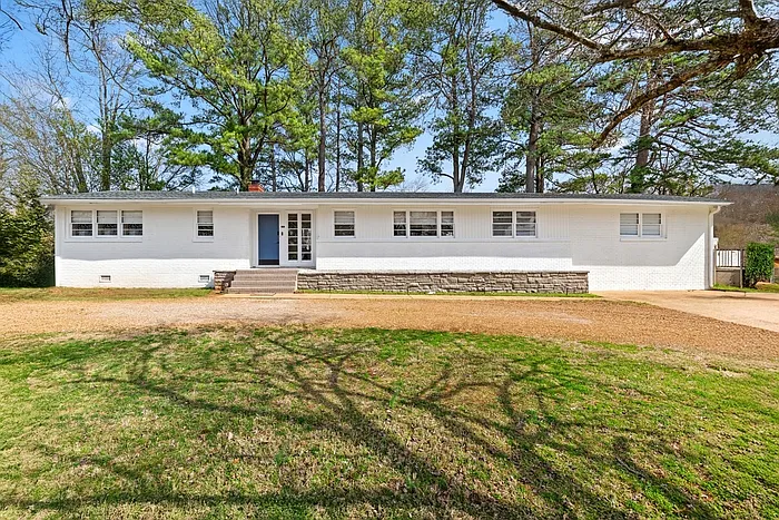 8009 Whitesburg Dr SE — Photo 2