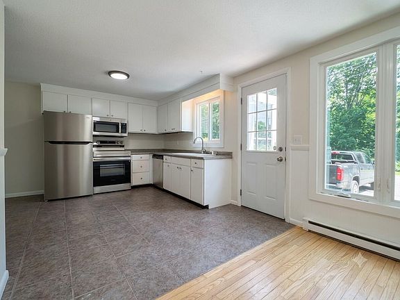 4th image of 3 Villa Road #3