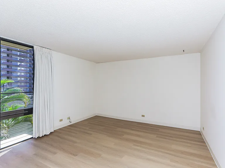 1441 Piikoi St #307 — Photo 13