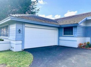 6521 Ridgelock Ct, Davie, FL 33331