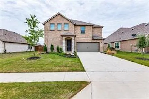 921 Waterview Dr Photo 1