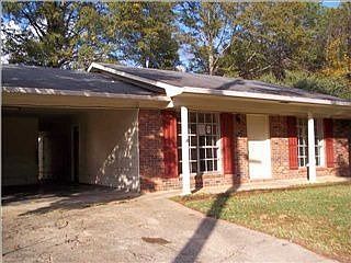 2nd image of 407 Crestview Dr
