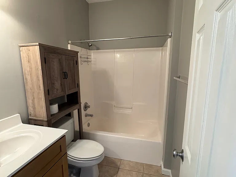 303 N Ross St #102 — Photo 7