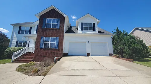 24 Sapphire Dr Photo 1