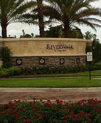 2nd image of 112 Riverwalk Cir W